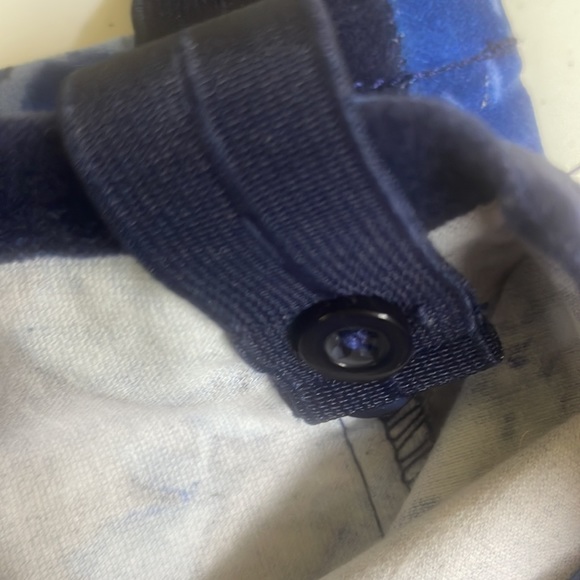 New Isaac Mizrahi Blue Floral Print Velvet Stirrup Pants Size 10P Adjustable - Picture 9 of 16